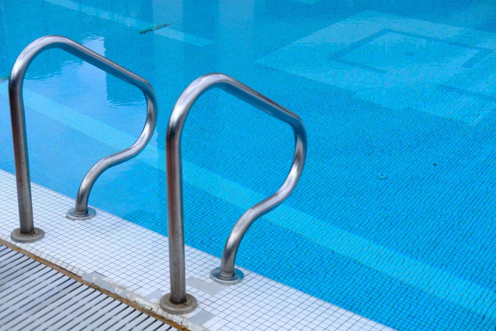 Signs Your Pool Pump May Need Repair
